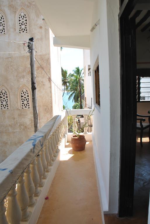 Shella White House Bed & Breakfast Lamu Bagian luar foto