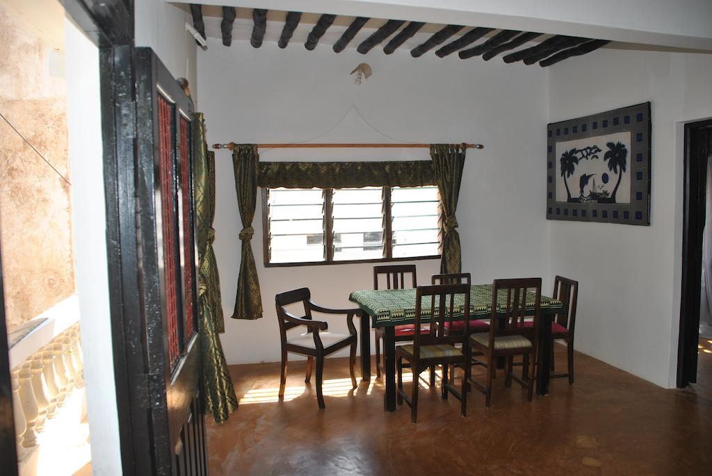 Shella White House Bed & Breakfast Lamu Bagian luar foto
