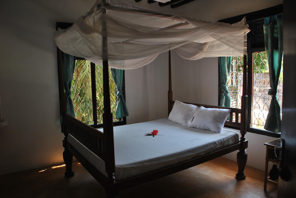 Shella White House Bed & Breakfast Lamu Bagian luar foto