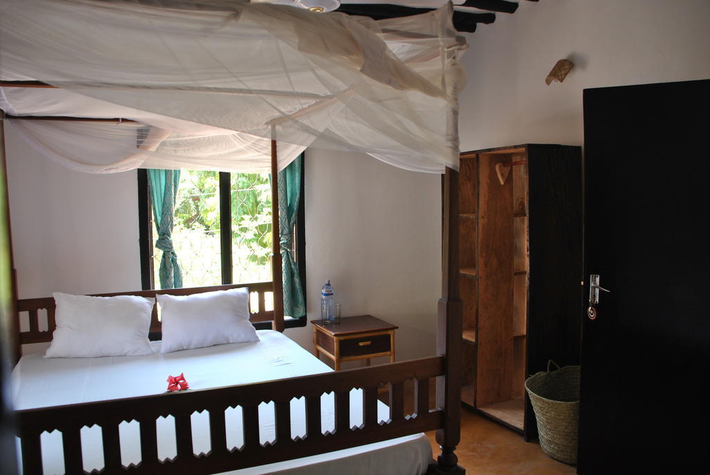 Shella White House Bed & Breakfast Lamu Bagian luar foto