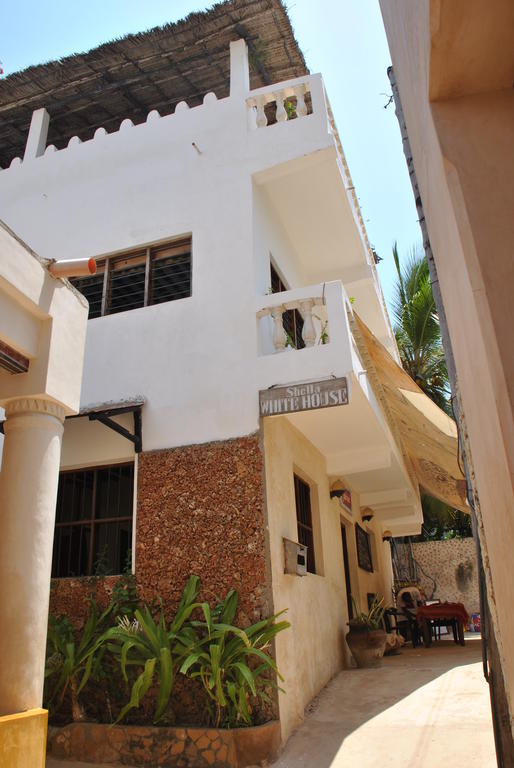 Shella White House Bed & Breakfast Lamu Bagian luar foto