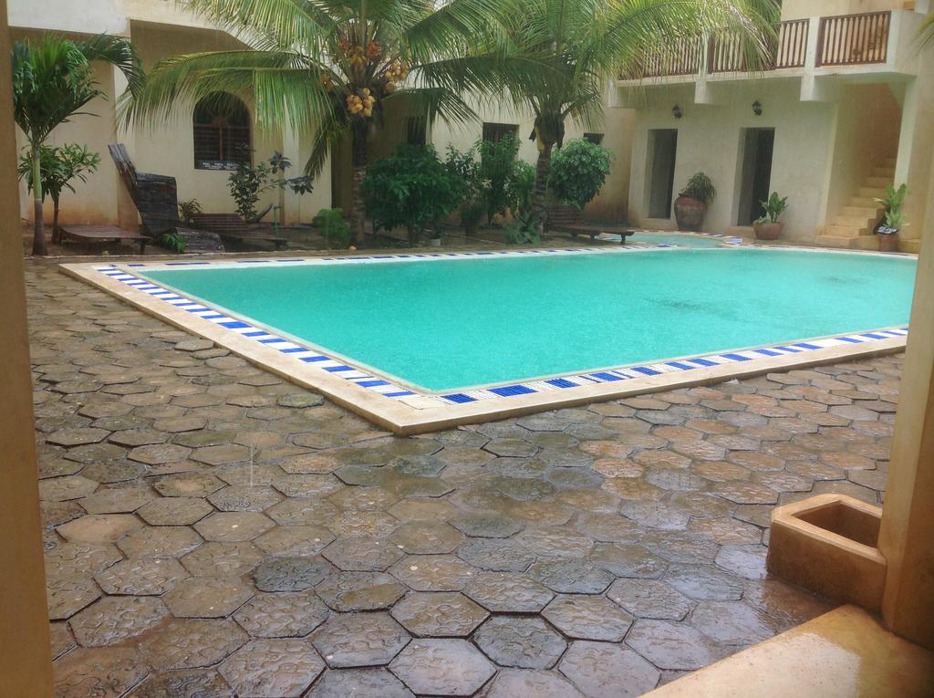 Shella White House Bed & Breakfast Lamu Bagian luar foto